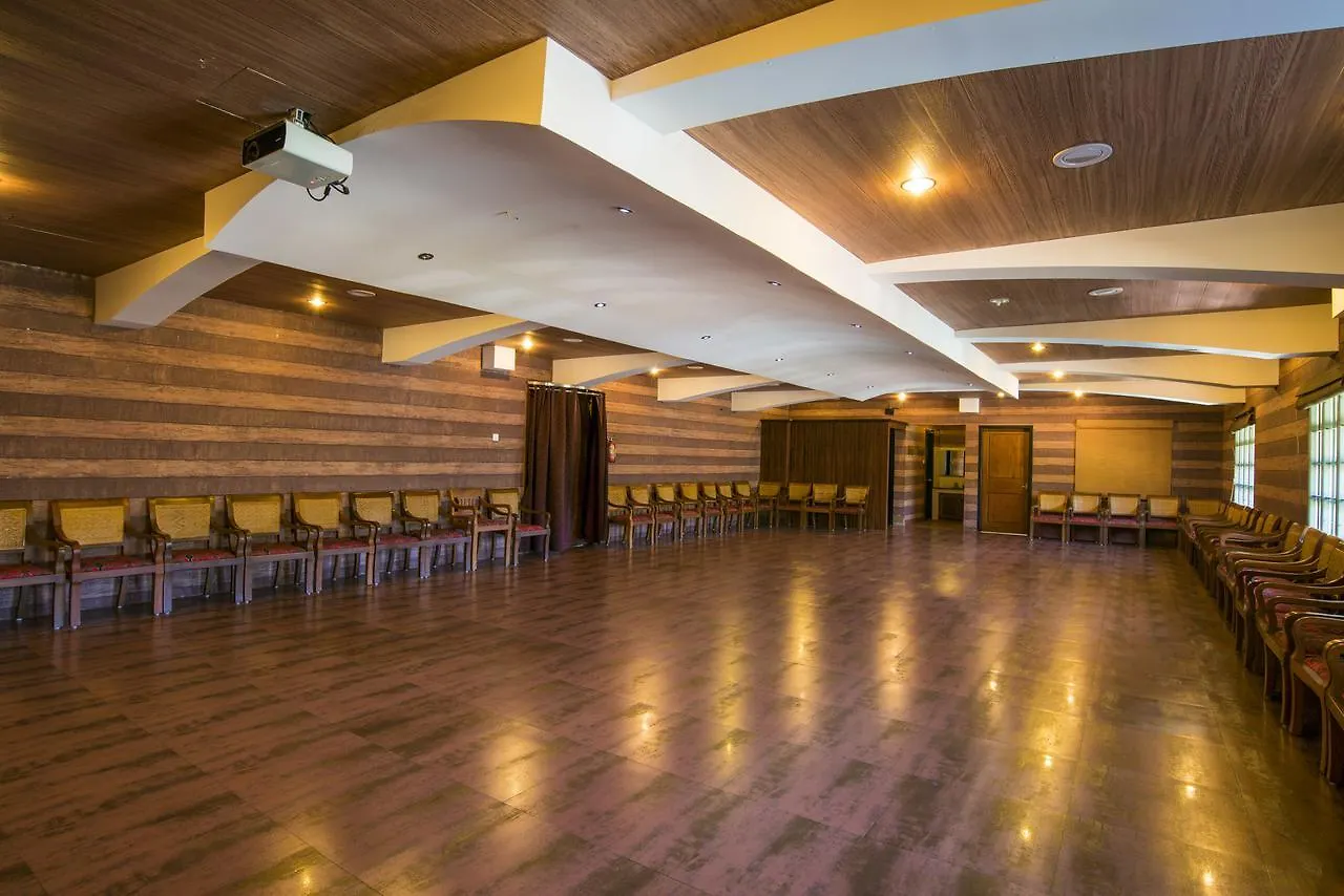 ***** Hotel The Silver Tips Munnar India