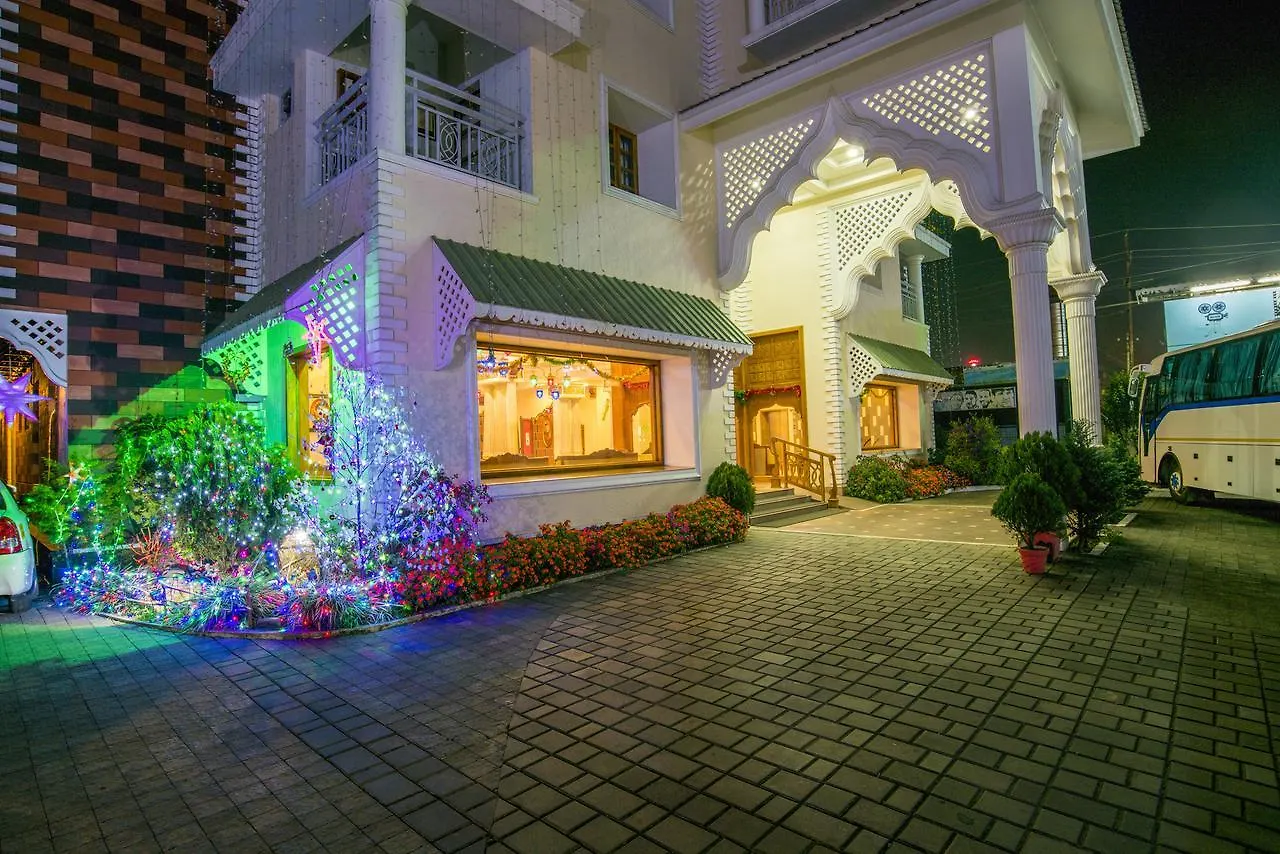 Hotel The Silver Tips Munnar